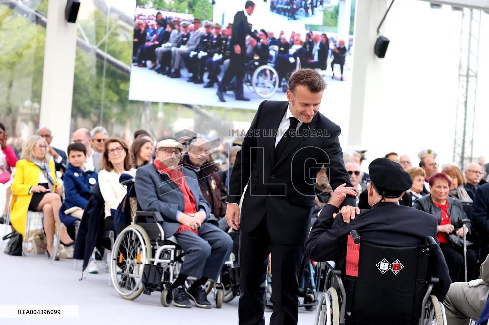 President Macron At Tomb Of The Unknown Soldier Ceremony - Paris