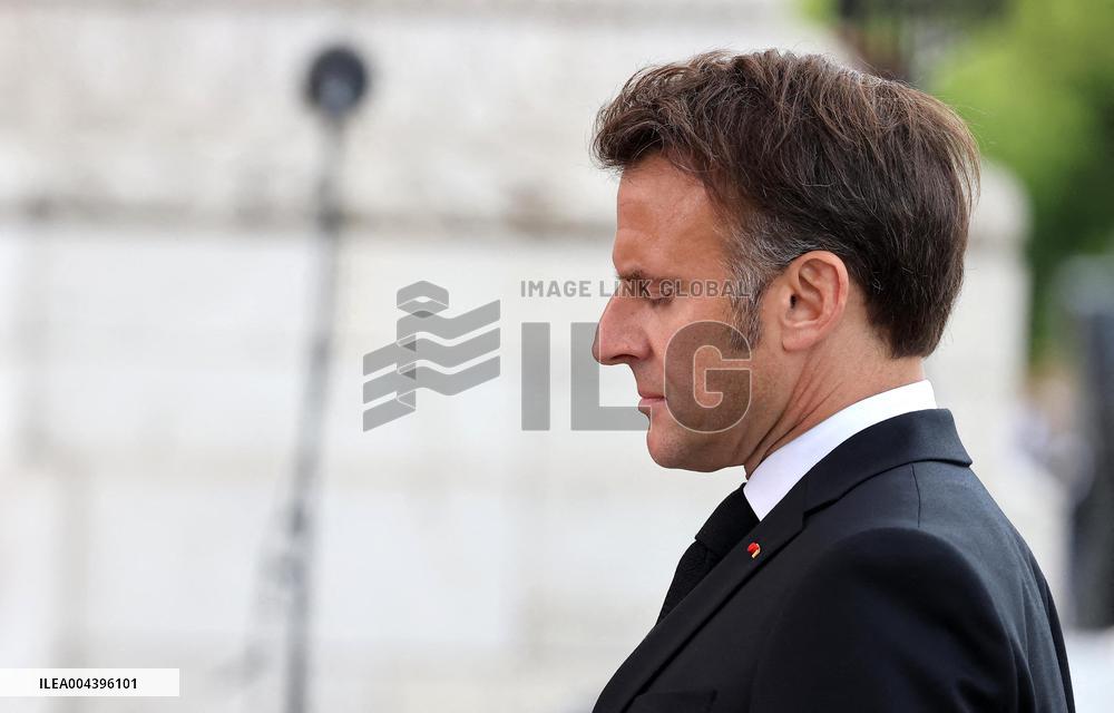 President Macron At Tomb Of The Unknown Soldier Ceremony - Paris