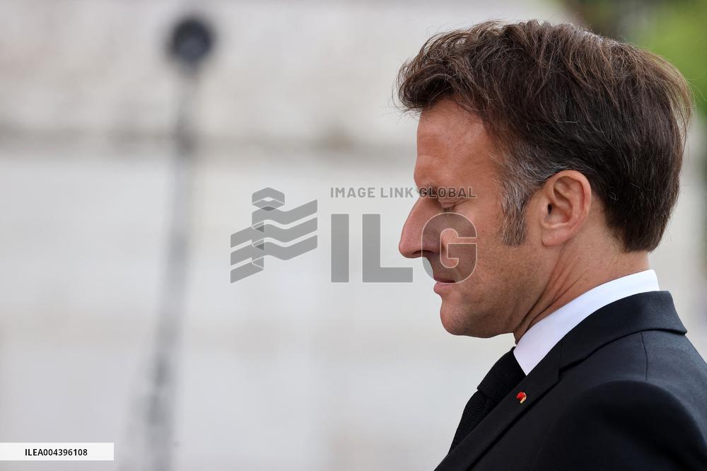 President Macron At Tomb Of The Unknown Soldier Ceremony - Paris