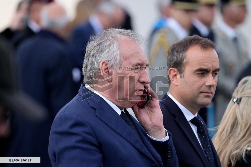 President Macron At Tomb Of The Unknown Soldier Ceremony - Paris