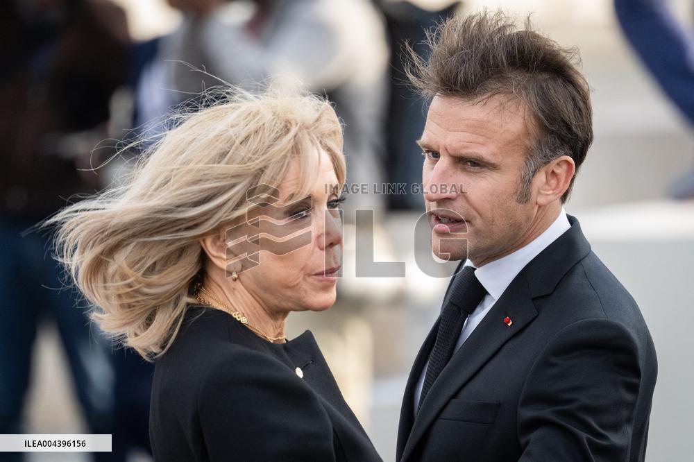 President Macron At Tomb Of The Unknown Soldier Ceremony - Paris