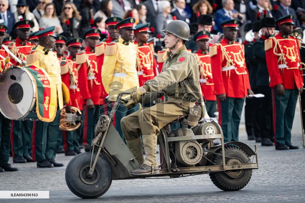 President Macron At Tomb Of The Unknown Soldier Ceremony - Paris