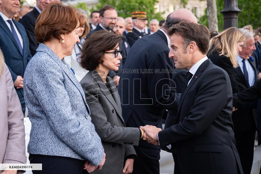 President Macron At Tomb Of The Unknown Soldier Ceremony - Paris