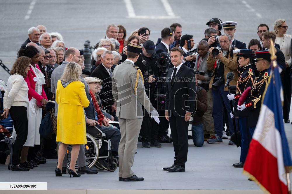 President Macron At Tomb Of The Unknown Soldier Ceremony - Paris