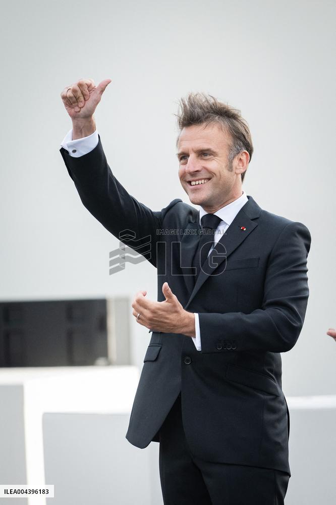 President Macron At Tomb Of The Unknown Soldier Ceremony - Paris