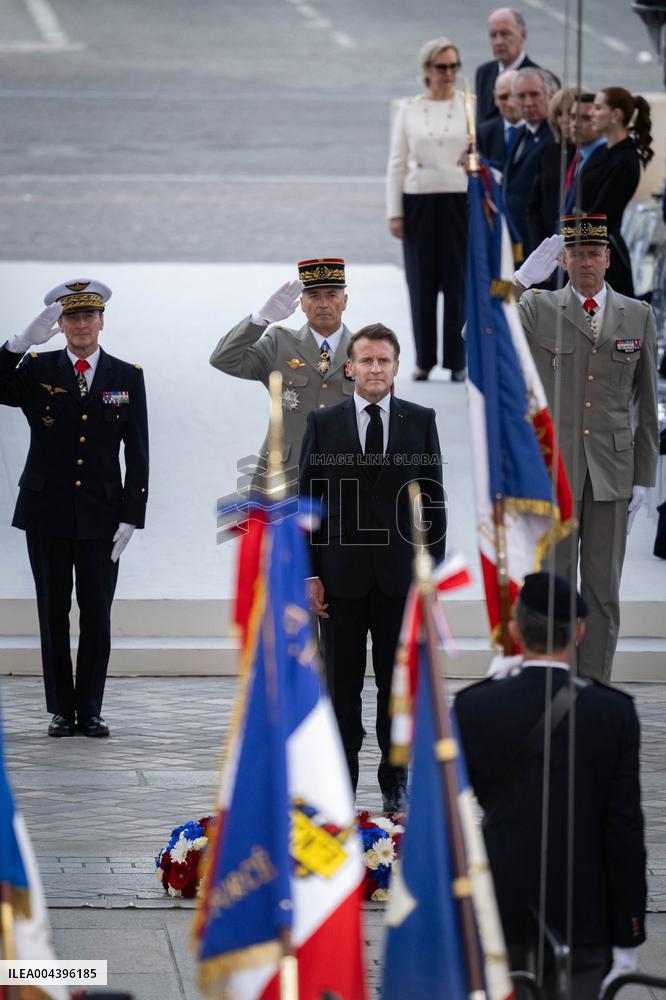 President Macron At Tomb Of The Unknown Soldier Ceremony - Paris