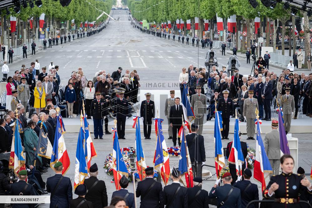 President Macron At Tomb Of The Unknown Soldier Ceremony - Paris