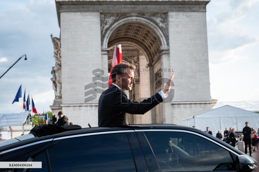 President Macron At Tomb Of The Unknown Soldier Ceremony - Paris