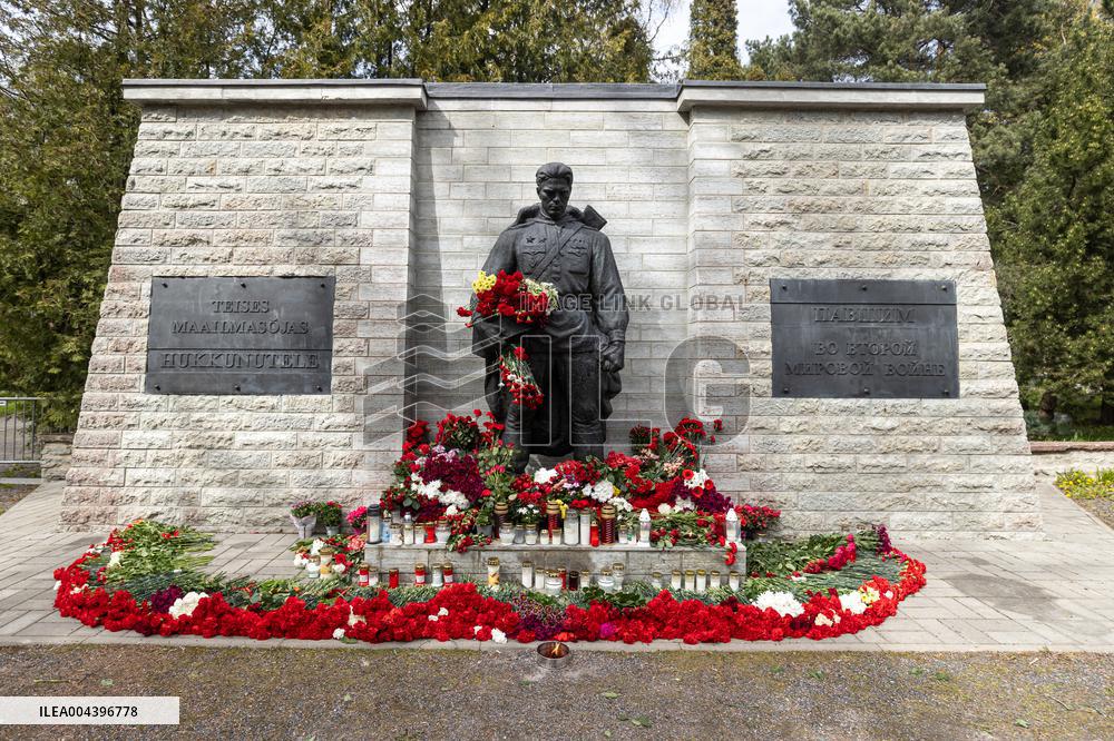 Russians celebrating "Victory Day"