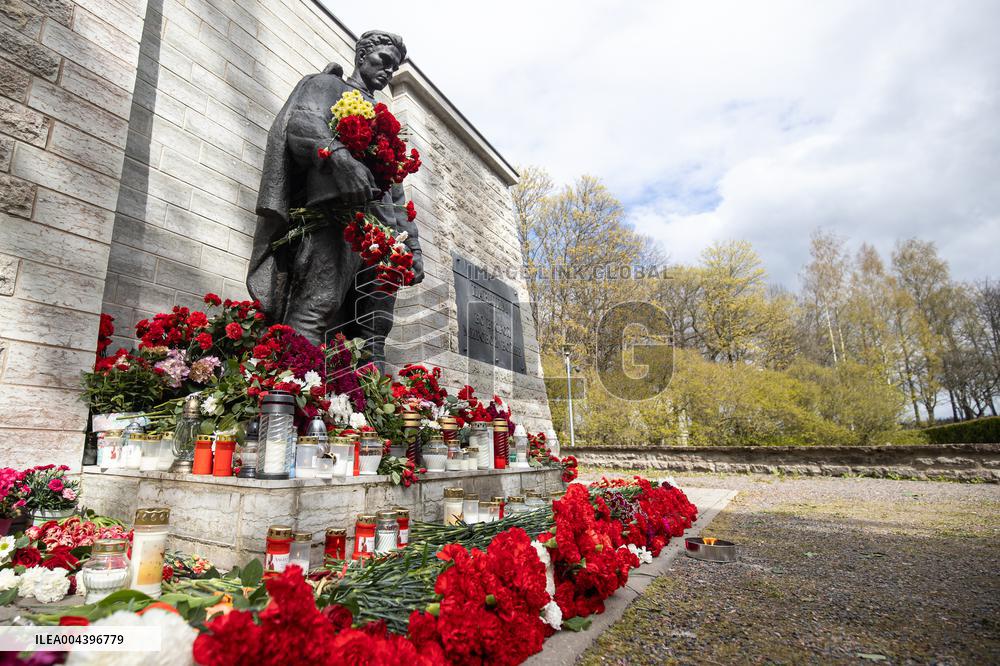 Russians celebrating "Victory Day"