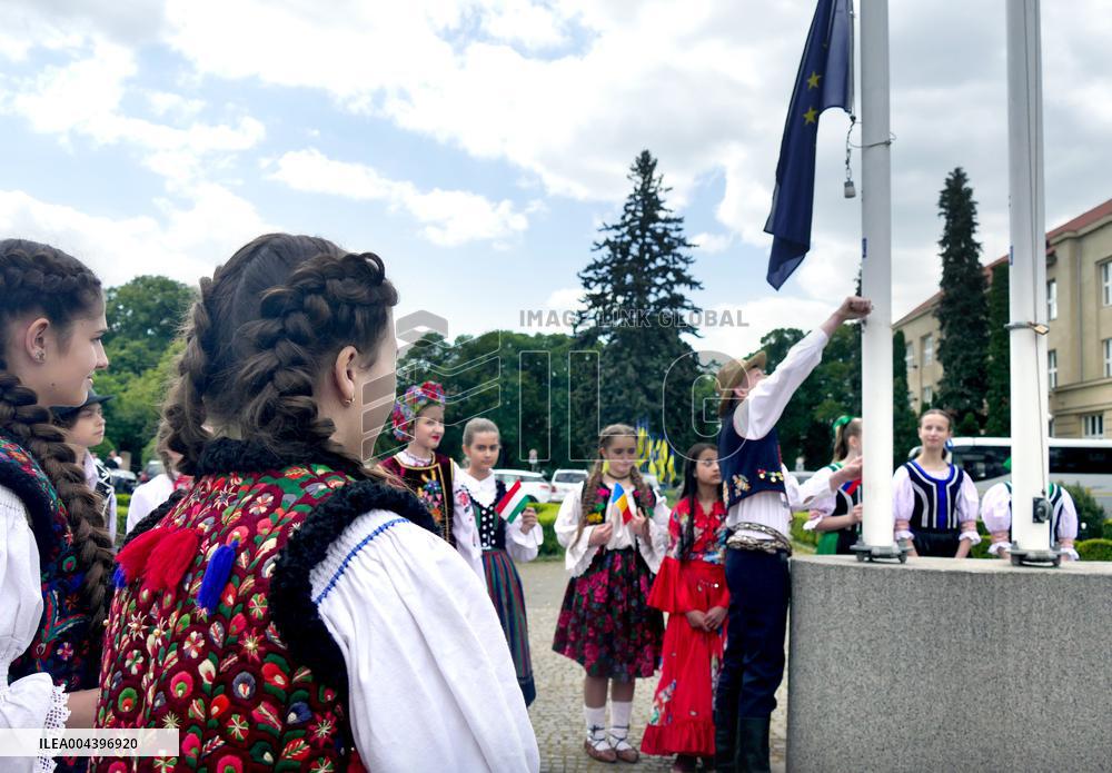 Uzhhorod marks Europe Day