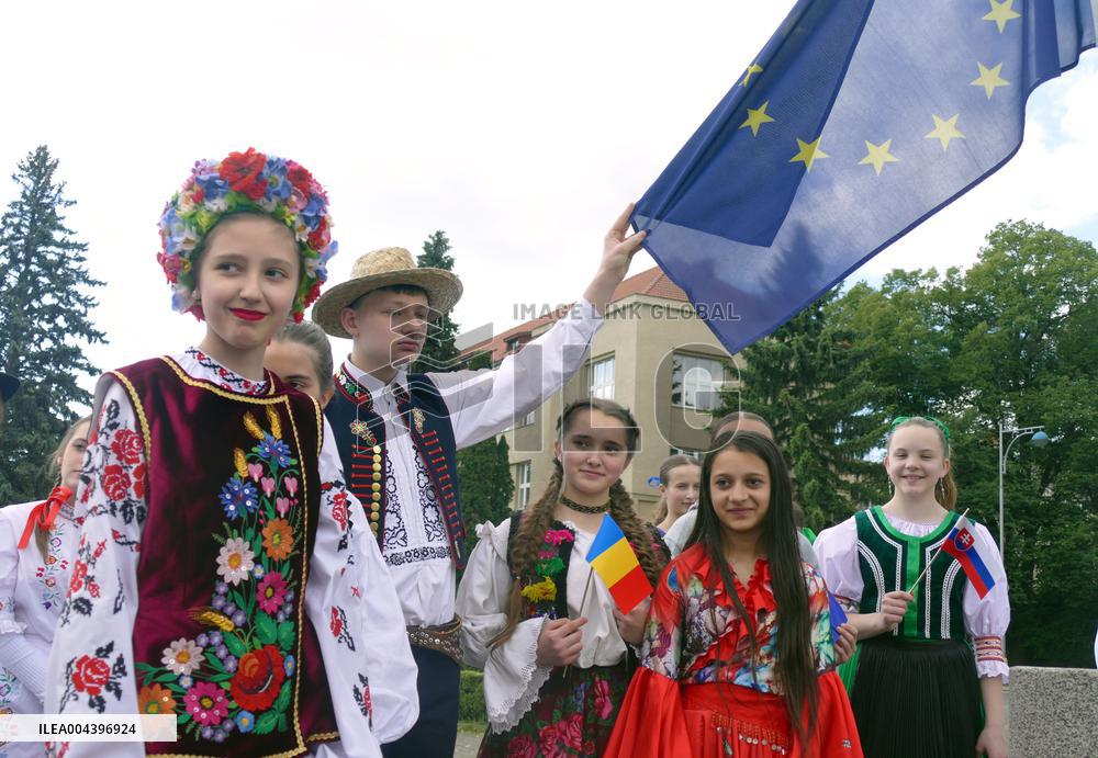 Uzhhorod marks Europe Day