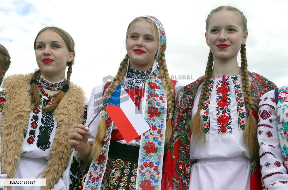 Uzhhorod marks Europe Day