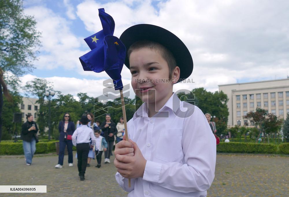 Uzhhorod marks Europe Day