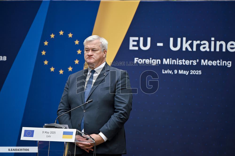 Deal on 2nd tranche of profits from frozen Russian assets for Ukraine inked in Lviv