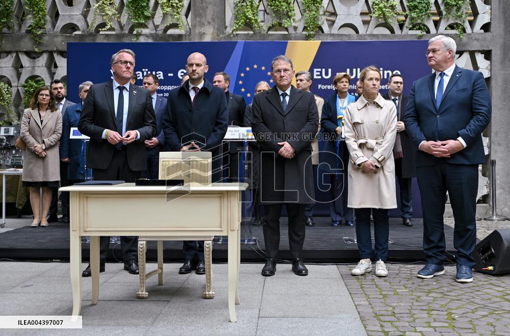 Deal on 2nd tranche of profits from frozen Russian assets for Ukraine inked in Lviv