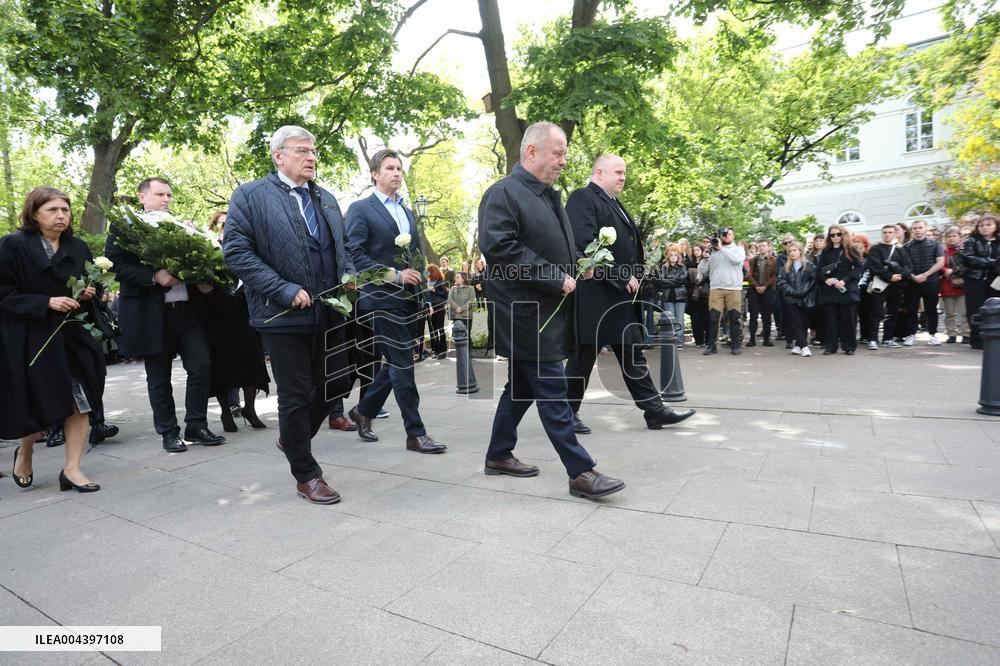 Woman Killed in Axe Attack at Warsaw University - Poland