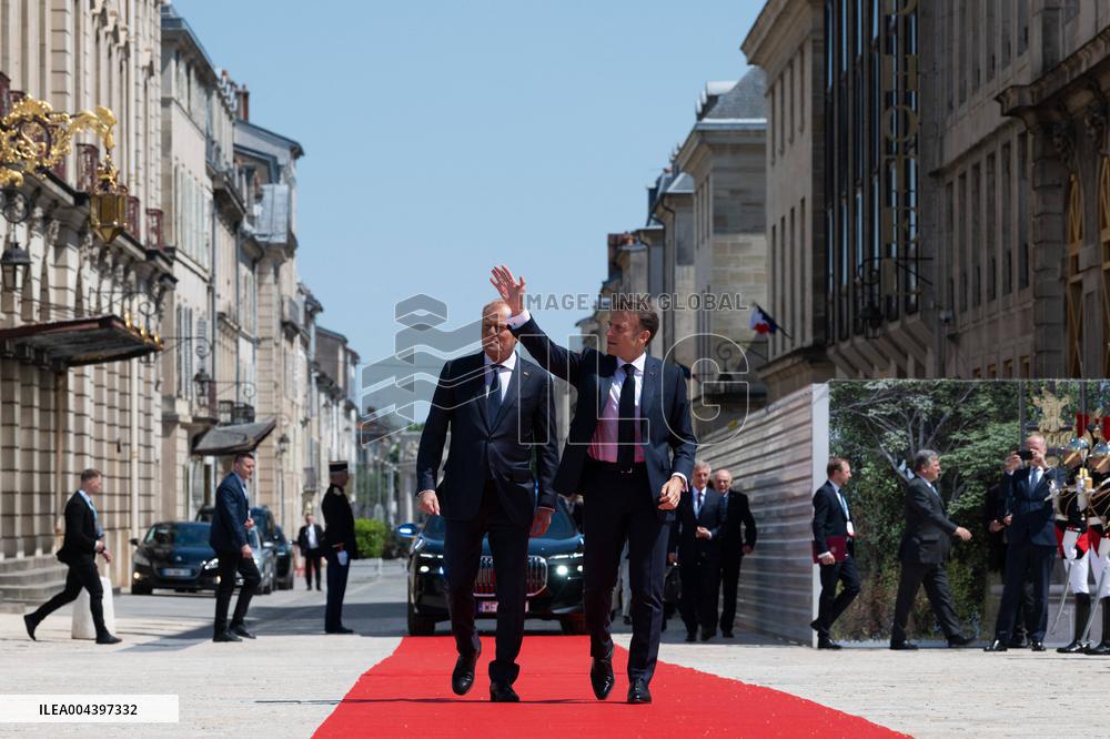 Emmanuel Macron Meets Donald Tusk - Nancy