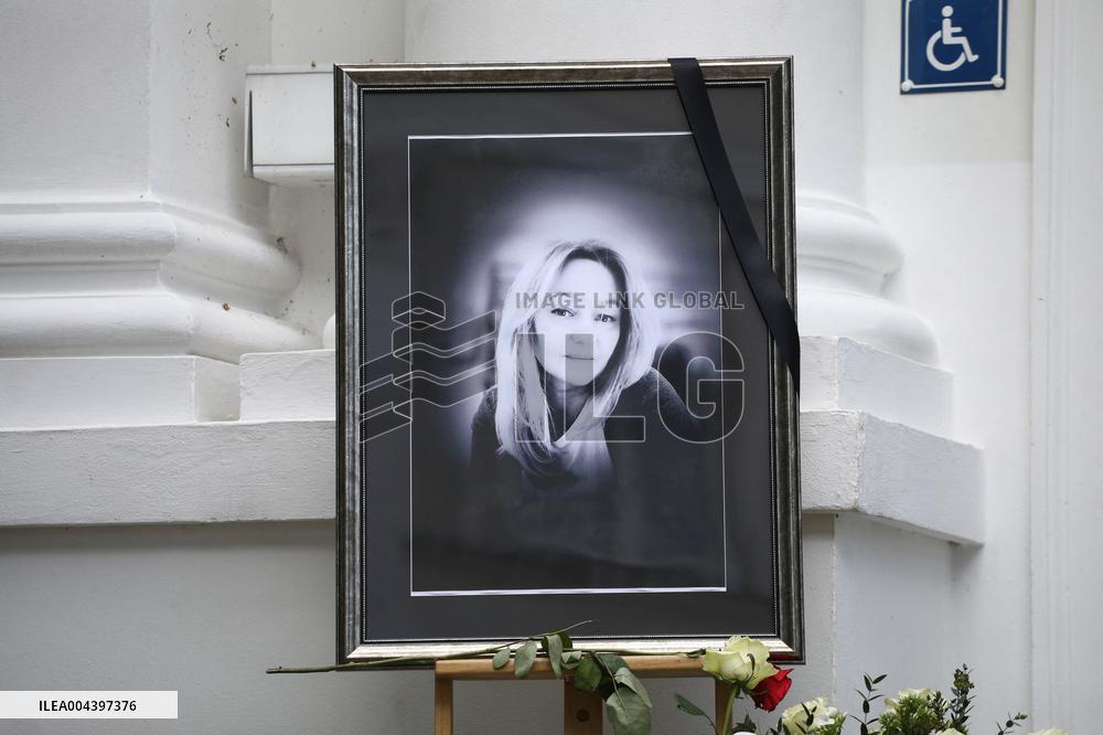 Woman Killed in Axe Attack at Warsaw University - Poland