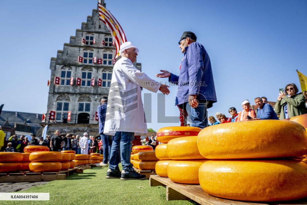 Gouda Cheese Market Illustrations - Netherlands