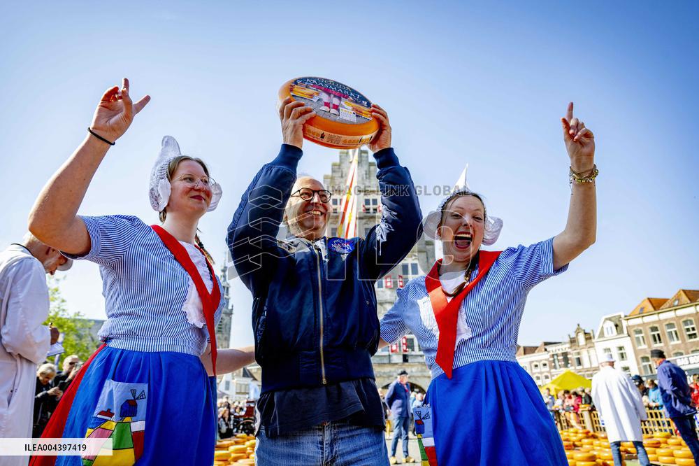 Gouda Cheese Market Illustrations - Netherlands