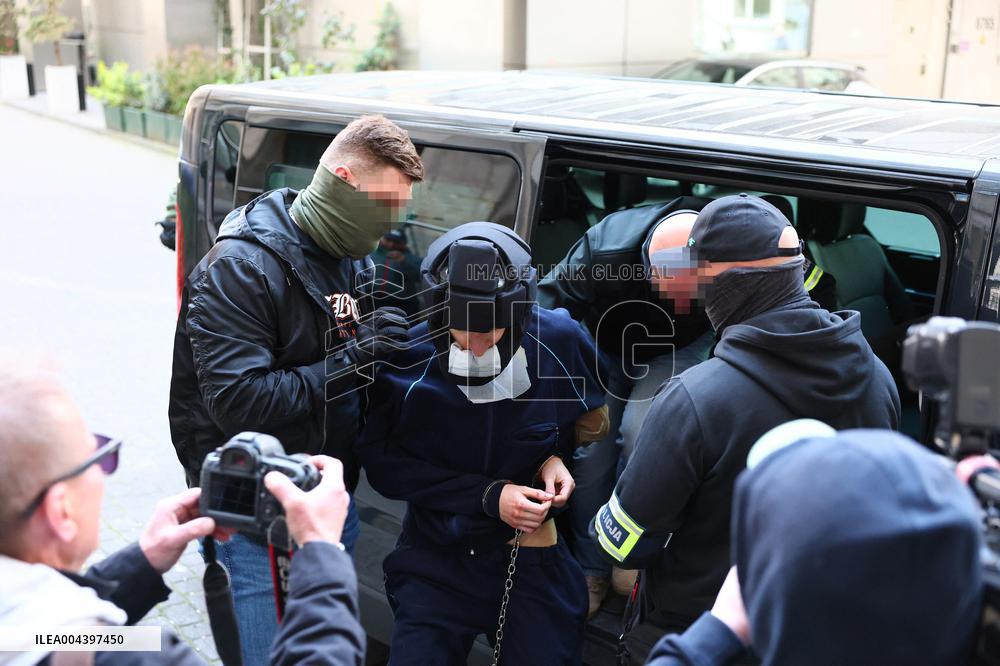 Woman Killed in Axe Attack at Warsaw University - Poland