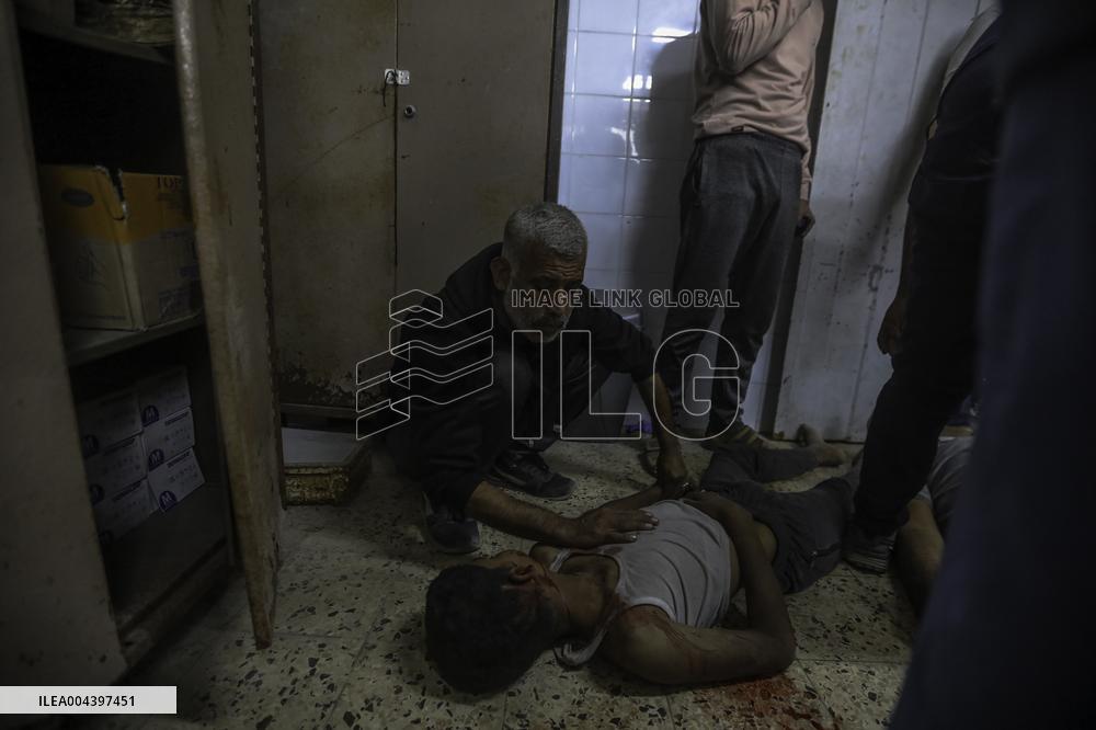 Israeli Strike On Crowded Restaurant Kills 33 And Injures Dozens - Gaza