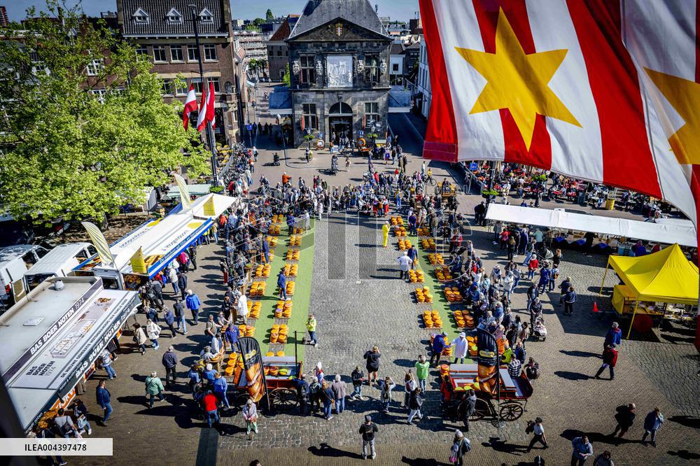Gouda Cheese Market Illustrations - Netherlands