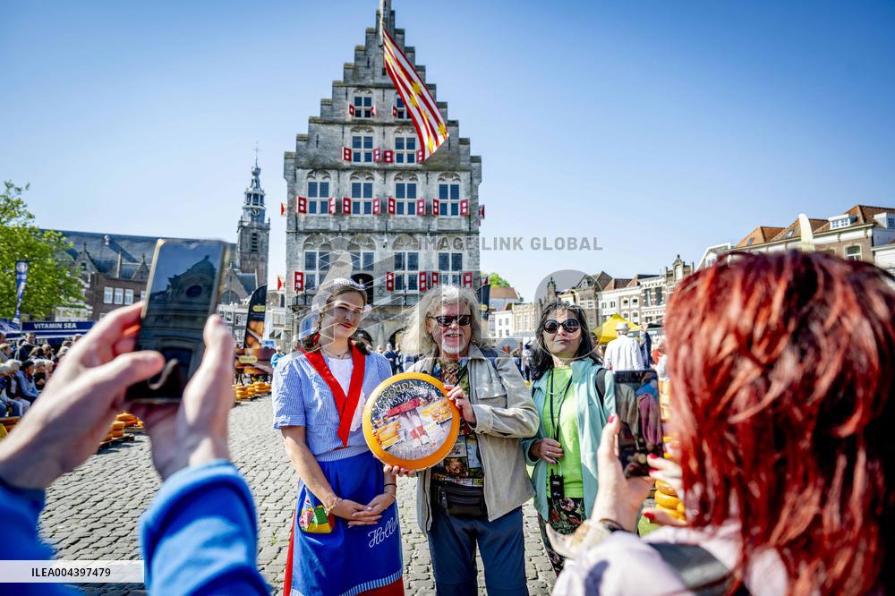 Gouda Cheese Market Illustrations - Netherlands