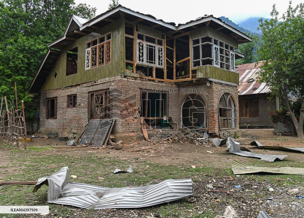 People Flee and Mourn After Border Strikes - Kashmir