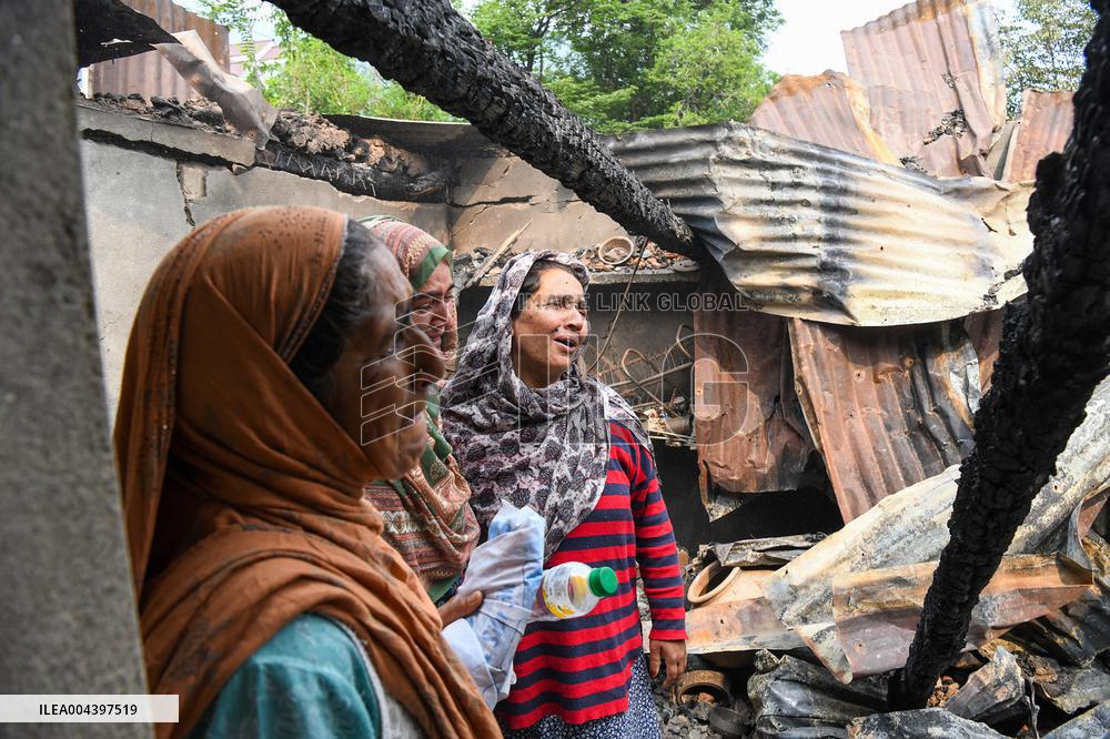 People Flee and Mourn After Border Strikes - Kashmir