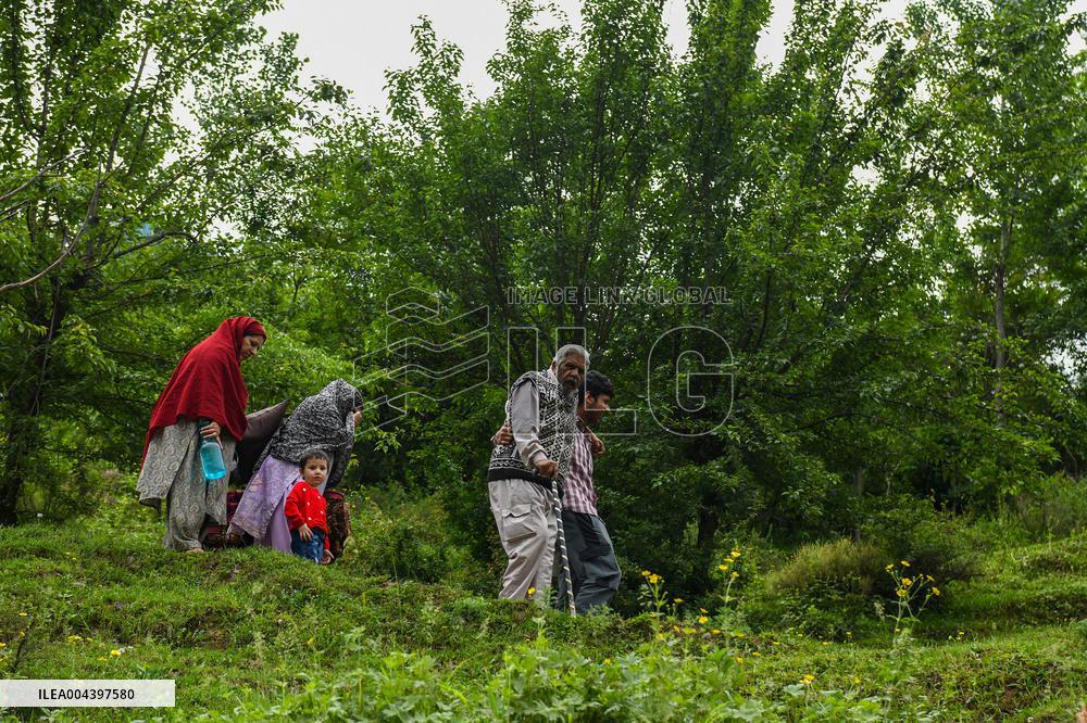 People Flee and Mourn After Border Strikes - Kashmir