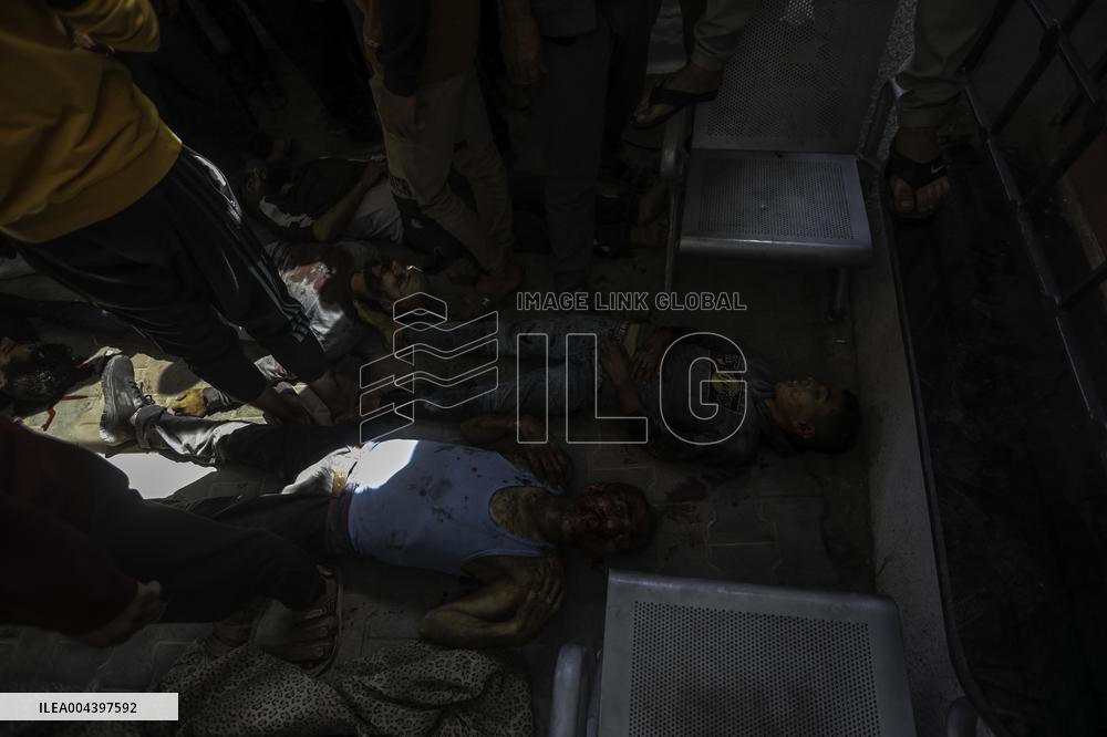 Israeli Strike On Crowded Restaurant Kills 33 And Injures Dozens - Gaza