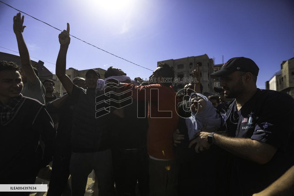 Israeli Strike On Crowded Restaurant Kills 33 And Injures Dozens - Gaza