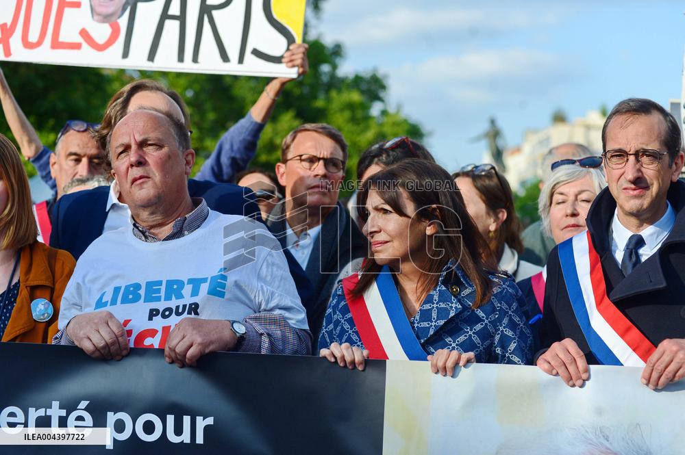 Rally In Support Cecile Kohler And Jacques Paris - Paris