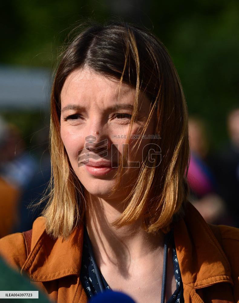 Rally In Support Cecile Kohler And Jacques Paris - Paris