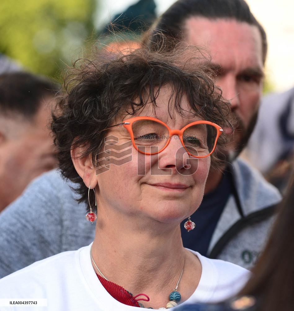 Rally In Support Cecile Kohler And Jacques Paris - Paris