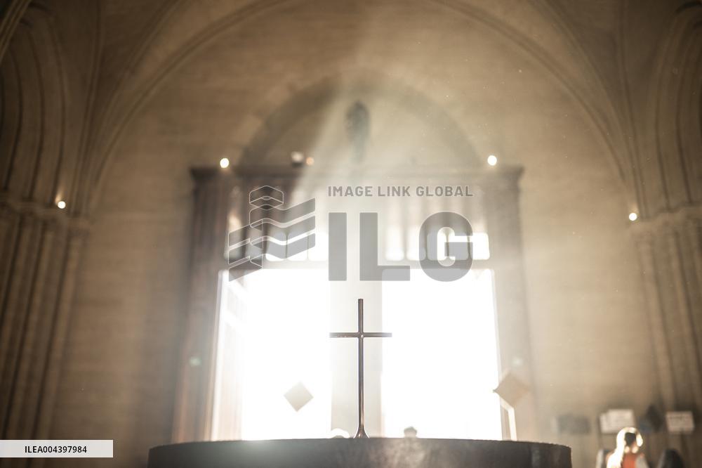 Mass for Pope Leon XIV at the Notre-Dame de Paris