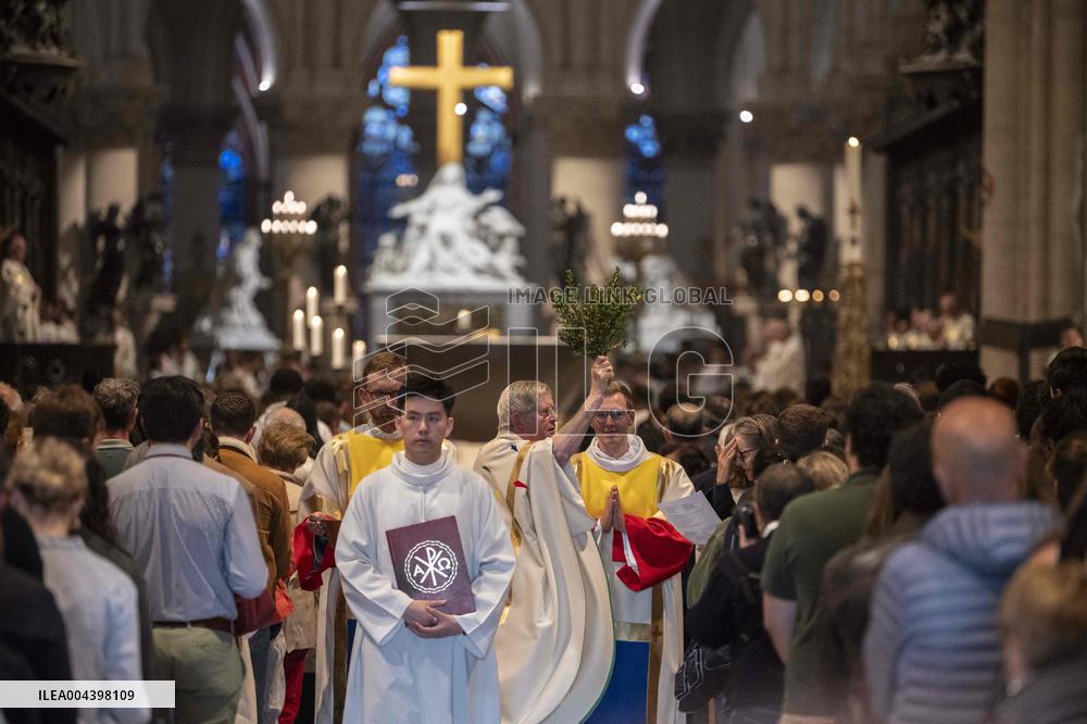 Mass for Pope Leon XIV at the Notre-Dame de Paris