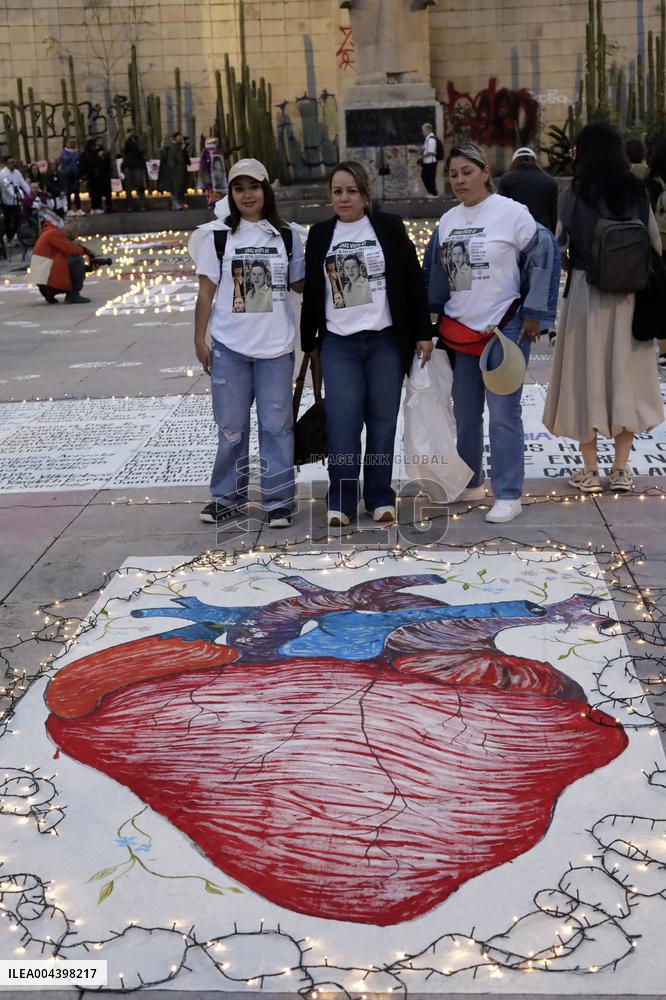 Vigil in Mexico City Honors Mothers of the Missing - Mexico