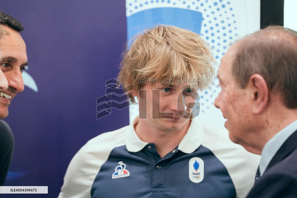 Valerie Pecresse at the Olympic Aquatic Center - Paris AJ