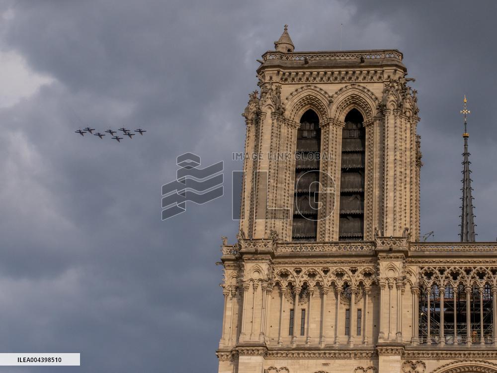 Patrouille de France Celebrates 80th Armistice Anniversary Over Paris