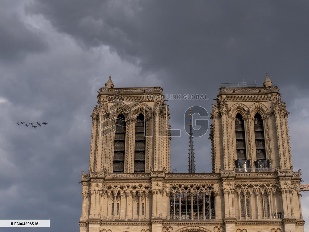 Patrouille de France Celebrates 80th Armistice Anniversary Over Paris