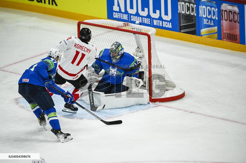 ICE HOCKEY WC SLOVENIA-CANADA