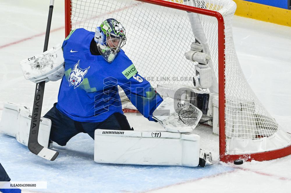 ICE HOCKEY WC SLOVENIA-CANADA