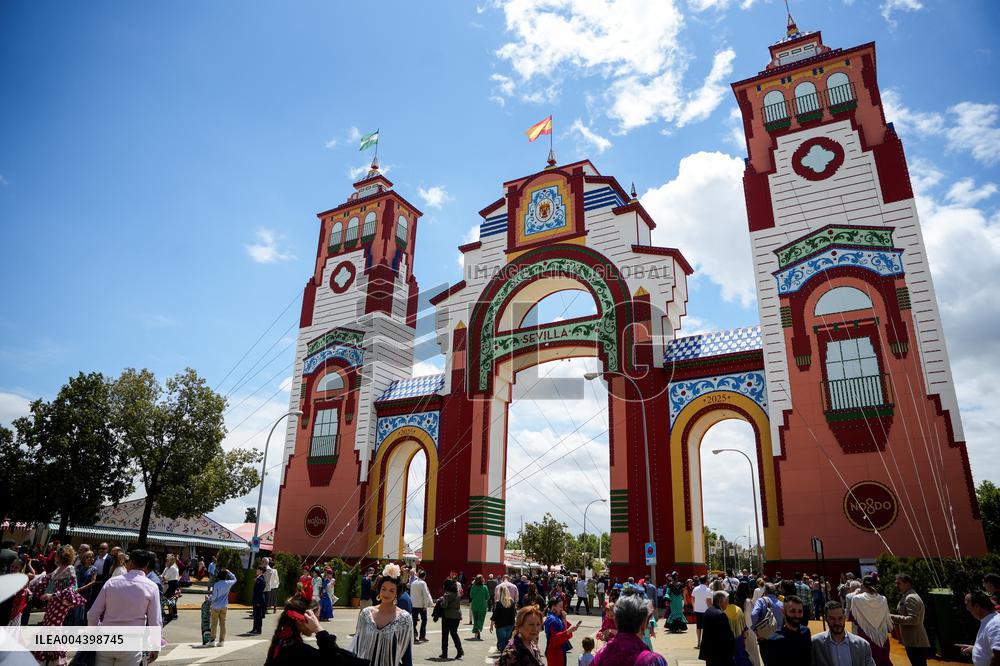 Seville April Fair Friday Atmosphere 2025 - Spain