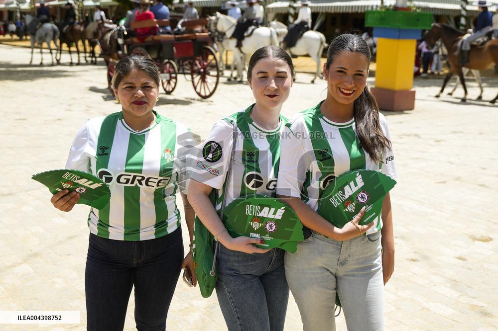 Seville April Fair Friday Atmosphere 2025 - Spain