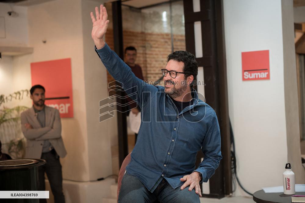 Yolanda Díaz Engages Citizens on Workday Reduction - Madrid