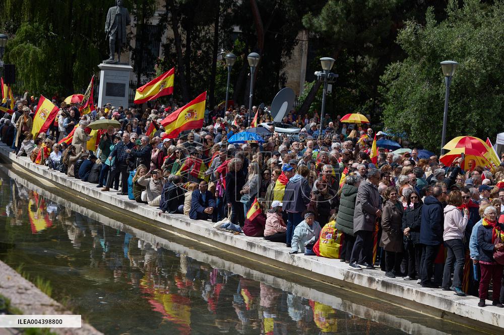 Demonstration to Demand the Resignation of Pedro Sanchez - Madrid