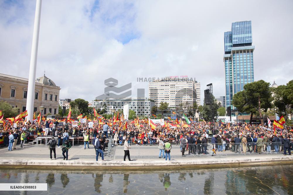 Demonstration to Demand the Resignation of Pedro Sanchez - Madrid